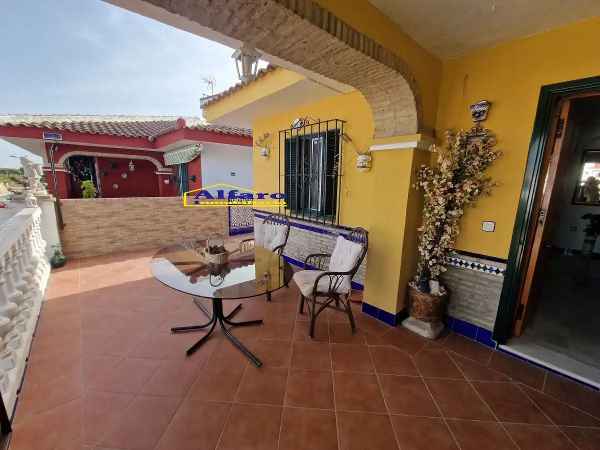Terraza de Casa adosada en venta en Almonte con Terraza, Trastero y Balcón