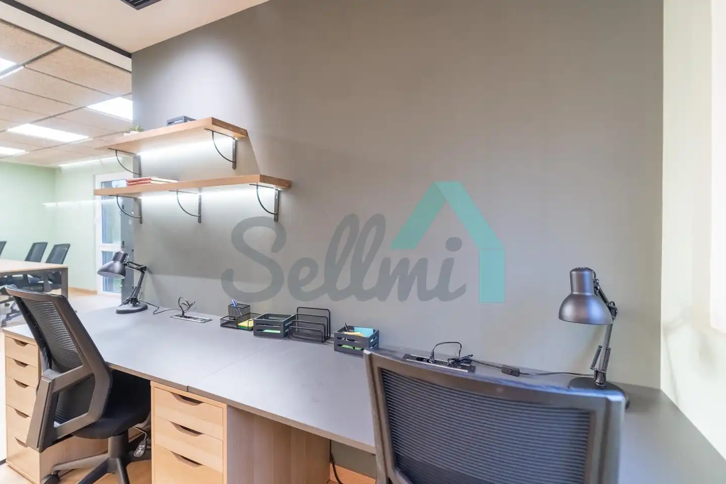 Office for rent in Ribera de Arriba  with Air Conditioner and Furnished