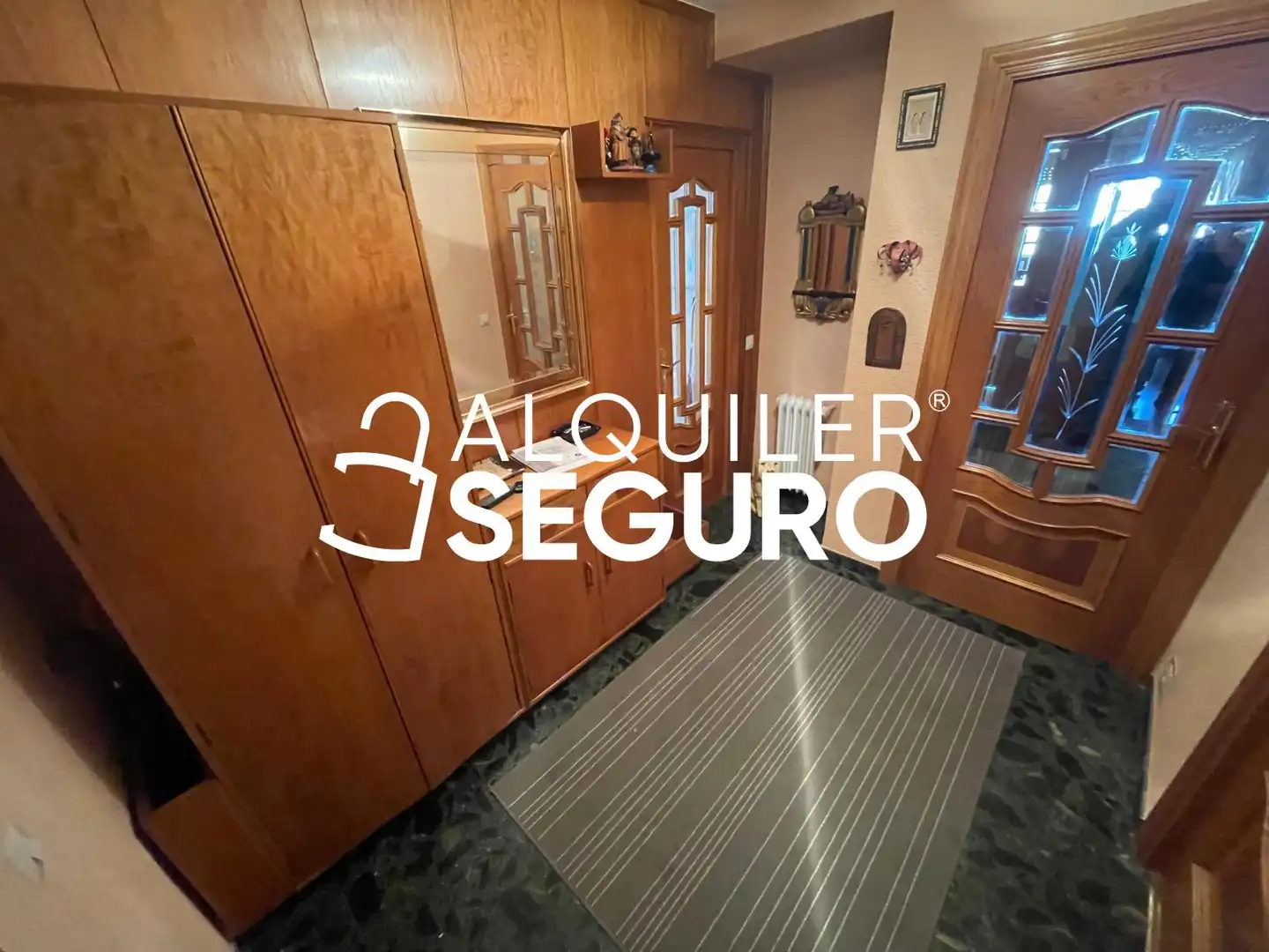 Piso de alquiler en Madrid con Calefacción, Terraza y Amueblado