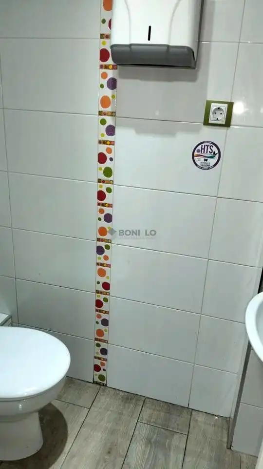 Baño de Local de alquiler en Teruel con Aire acondicionado y Amueblado