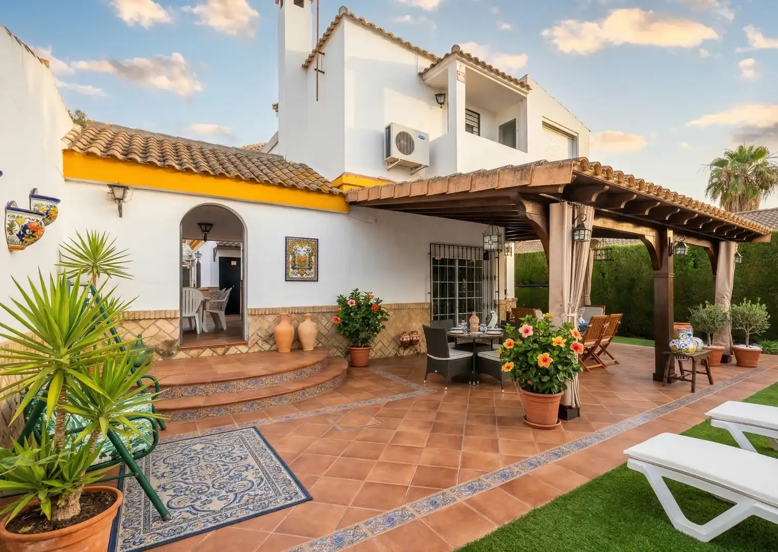 Villa in vendita a Cerros de Montequinto