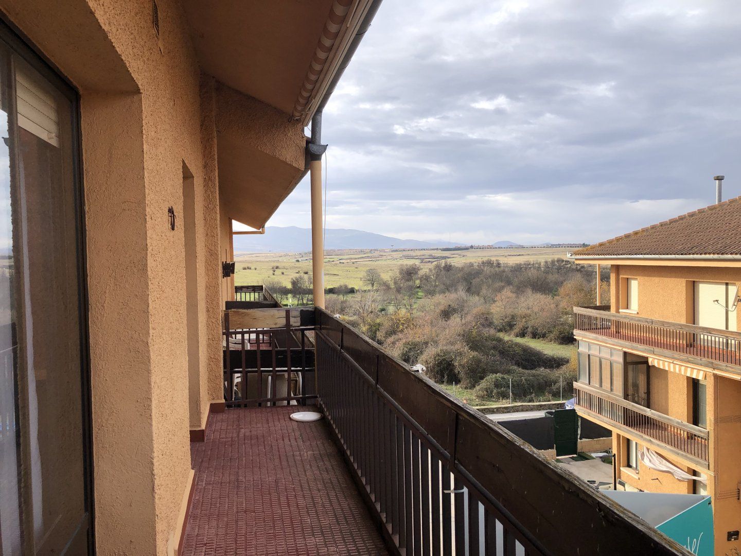Terraza de Piso en venta en San Cristóbal de Segovia con Calefacción, Terraza y Piscina