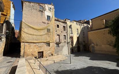 Vista exterior de Edifici en venda en  Tarragona Capital