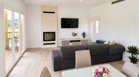 Foto 2 de Casa o chalet en venta en Carrer Dels Pirineus, Bàscara, Girona