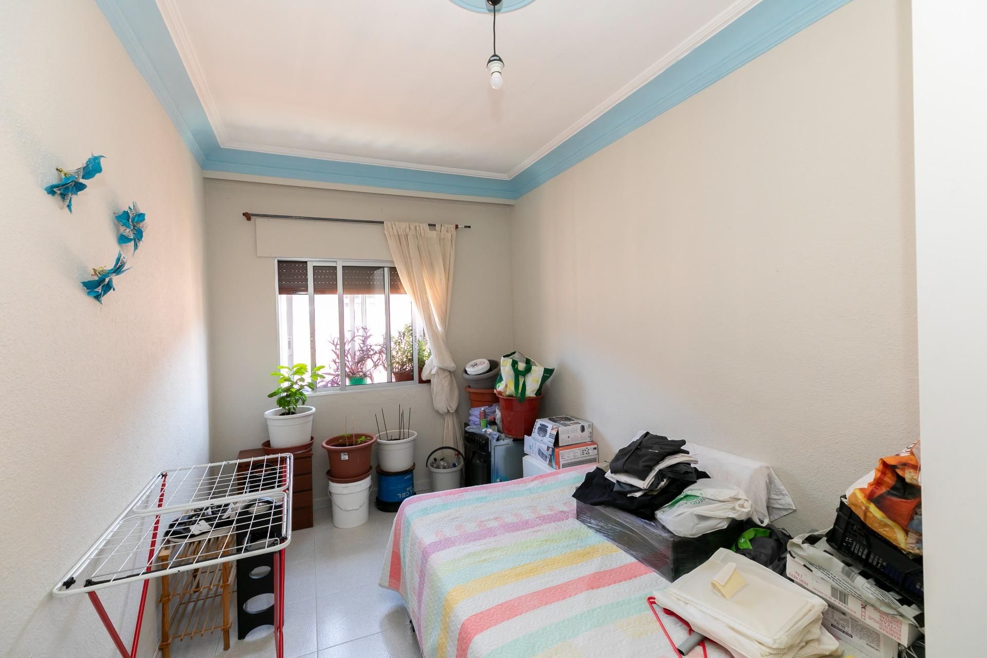 Bedroom of Flat for sale in  Huesca Capital  with Air Conditioner, Heating and Storage room
