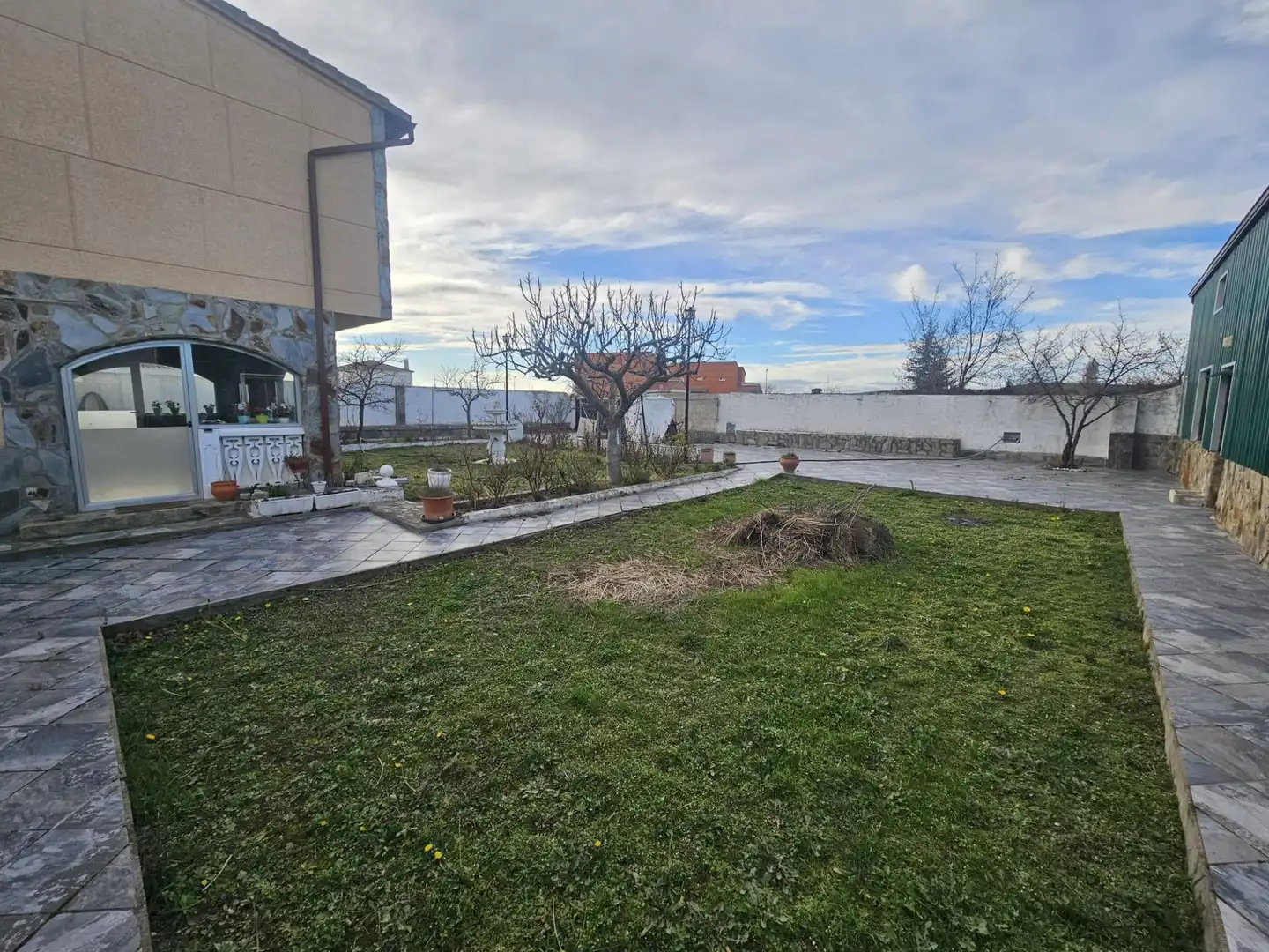 Casa o chalet en venta en Calvarrasa de Abajo con Aire acondicionado, Calefacción y Jardín privado