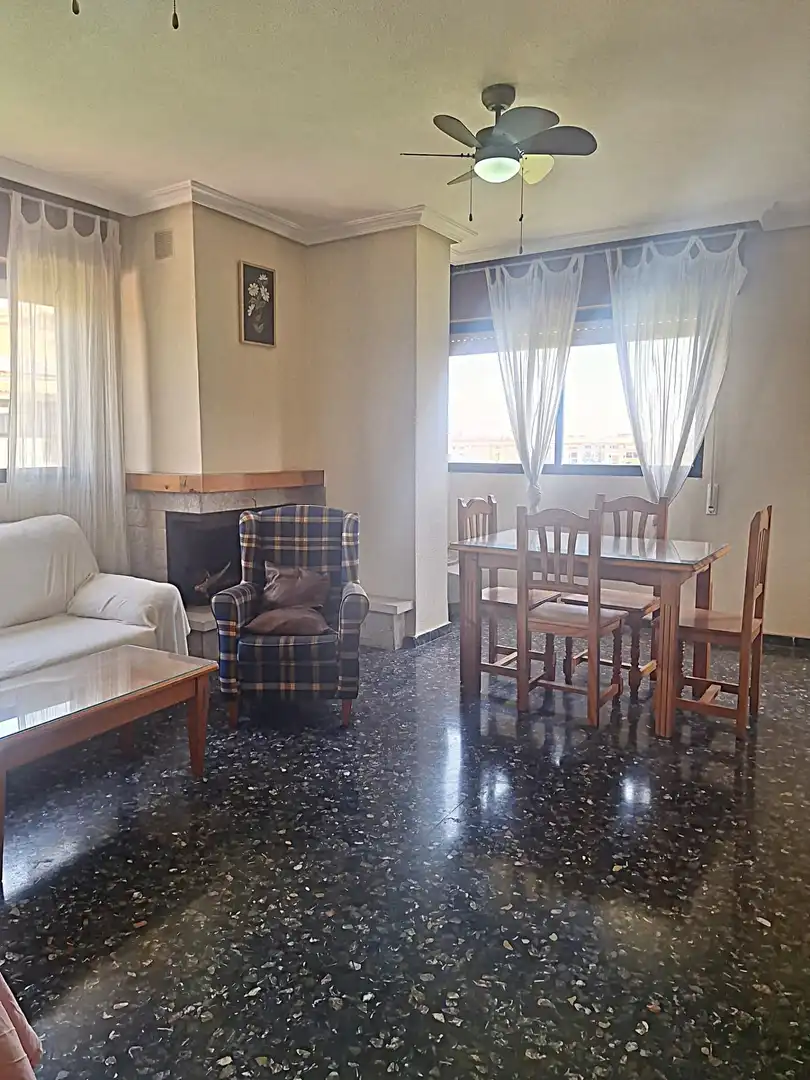 Living room of Flat for rent in Murcia  with Furnished and Balcony