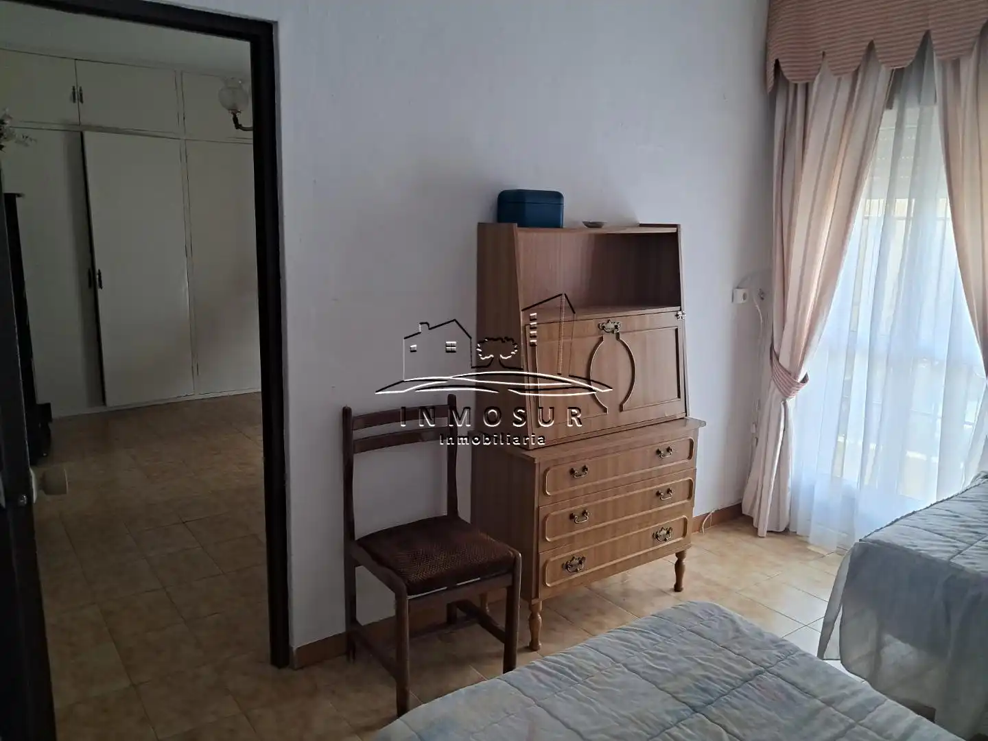 Dormitori de Casa adosada en venda en Lucena amb Terrassa