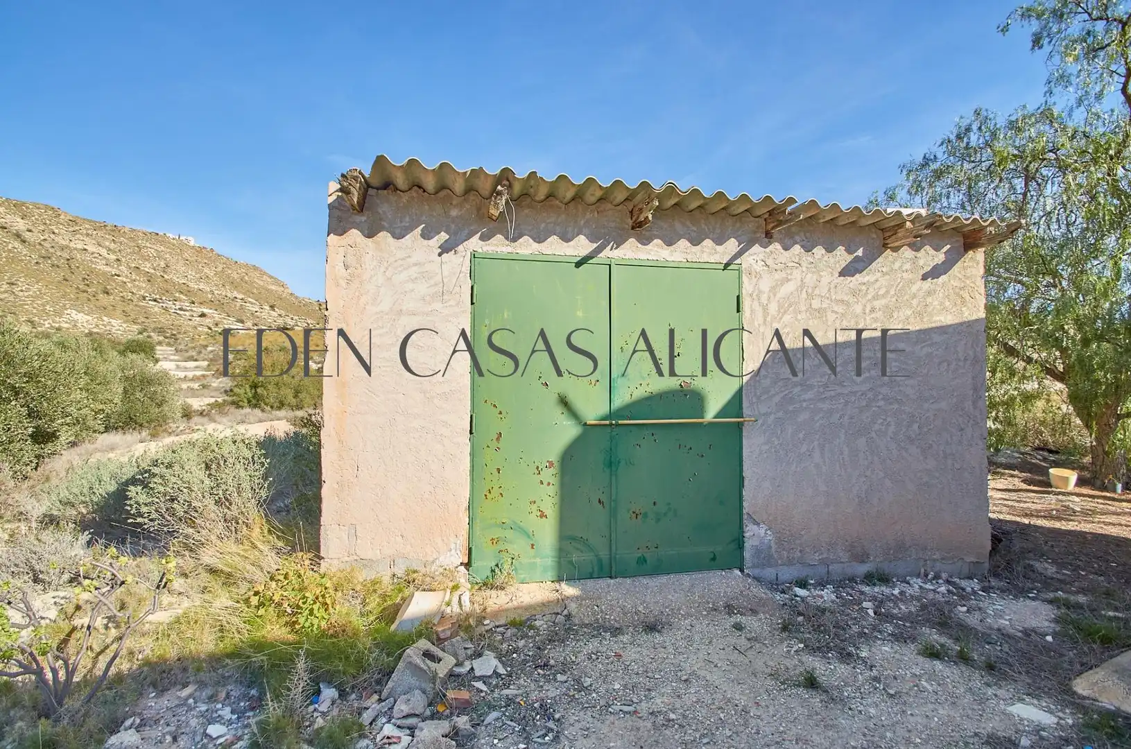 Vista exterior de Casa o chalet en venta en Busot con Terraza y Trastero