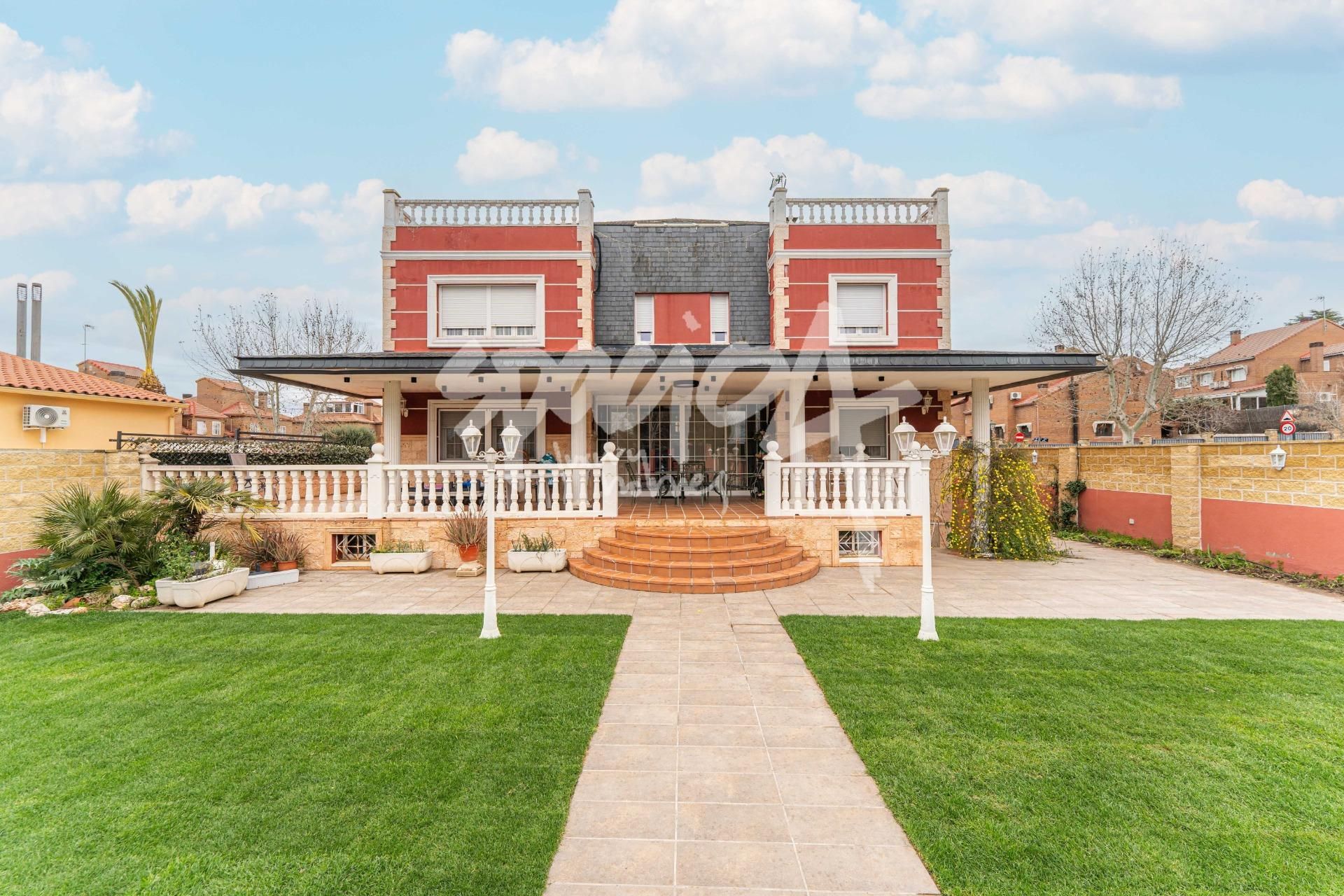 Jardí de Casa o xalet en venda en Arroyomolinos (Madrid) amb Jardí privat i Piscina comunitària