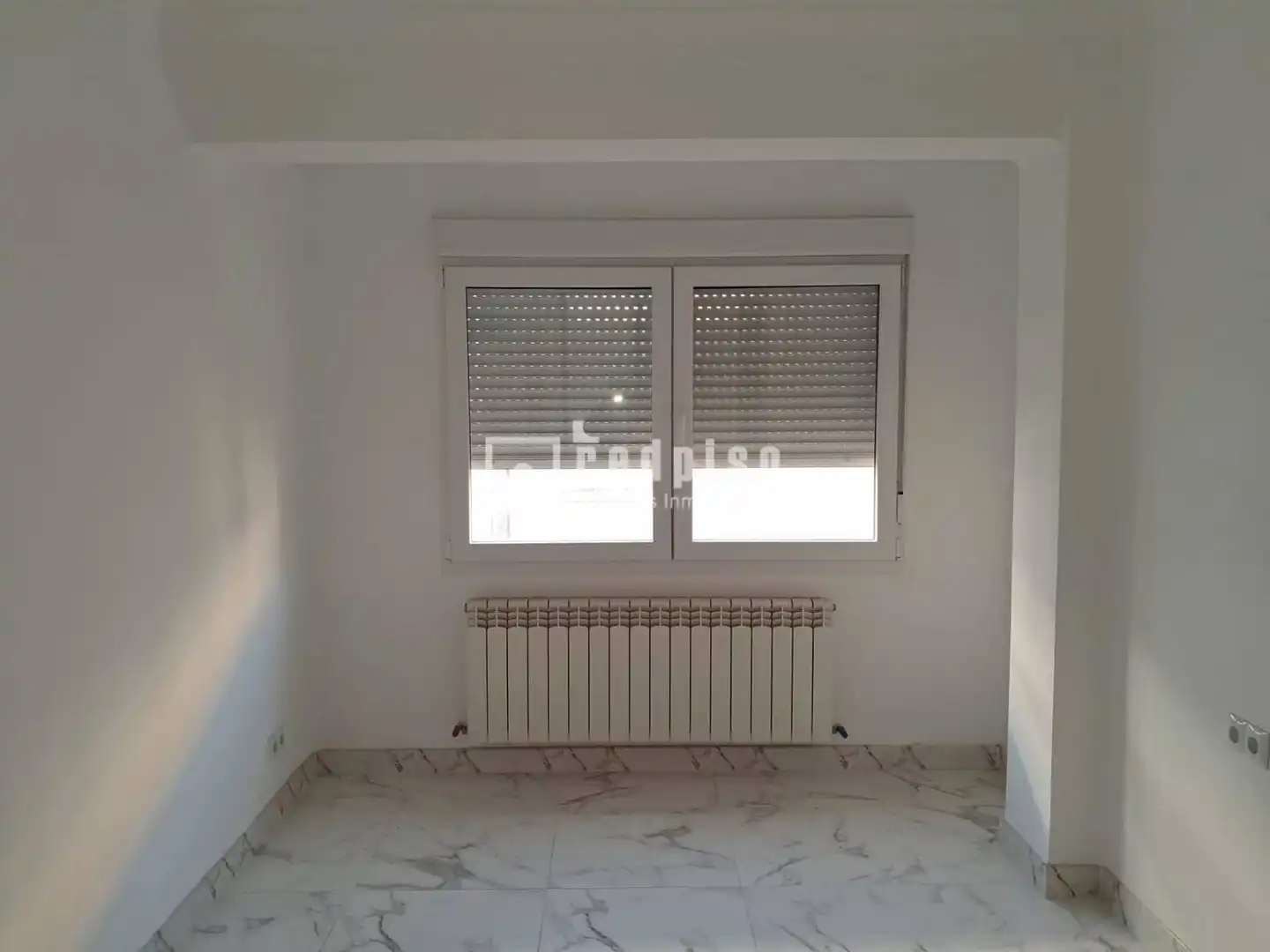 Bedroom of Flat for sale in Ferrol
