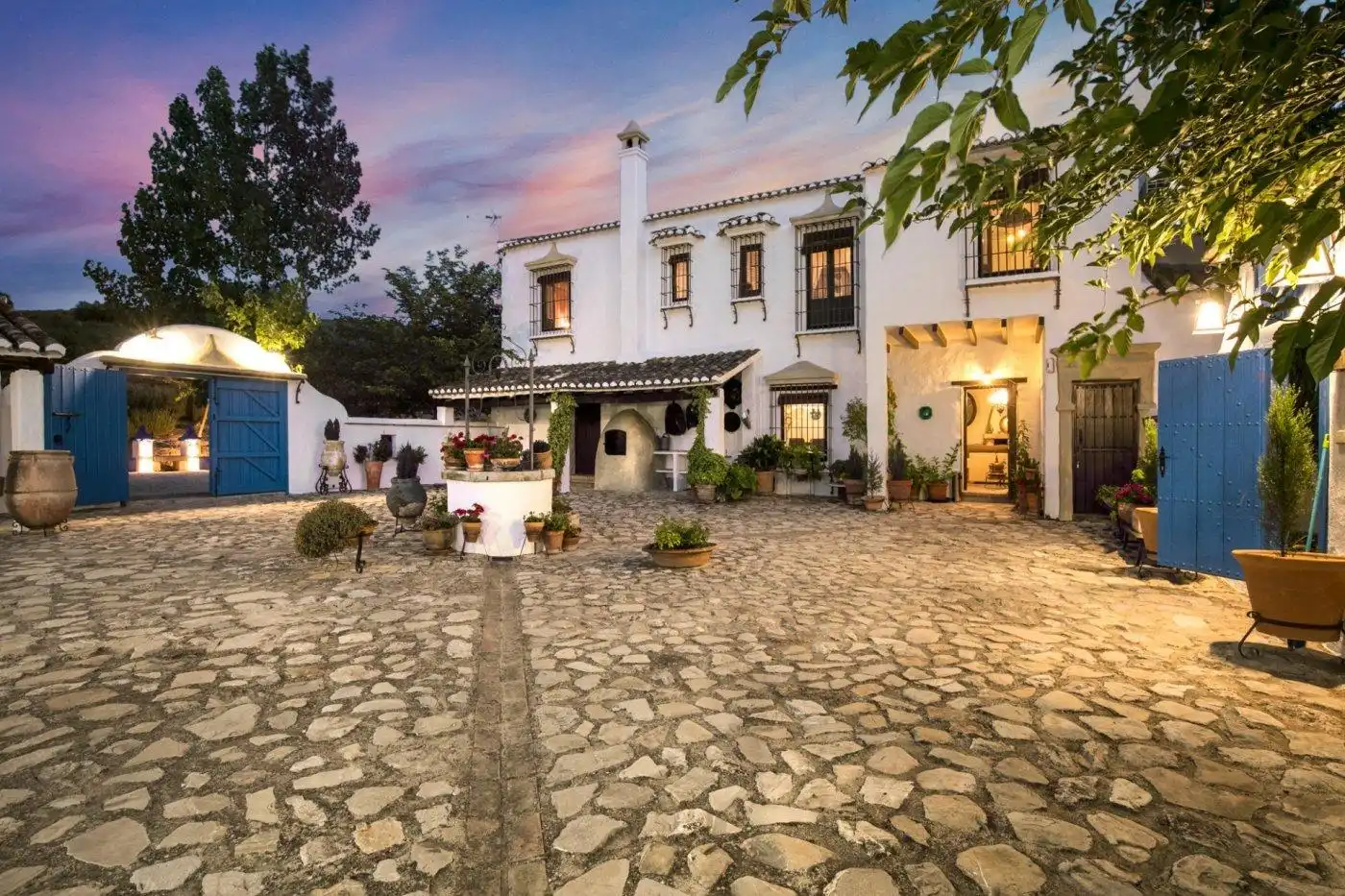 Casa o xalet en venda en Montefrío amb Aire condicionat, Calefacció i Jardí privat