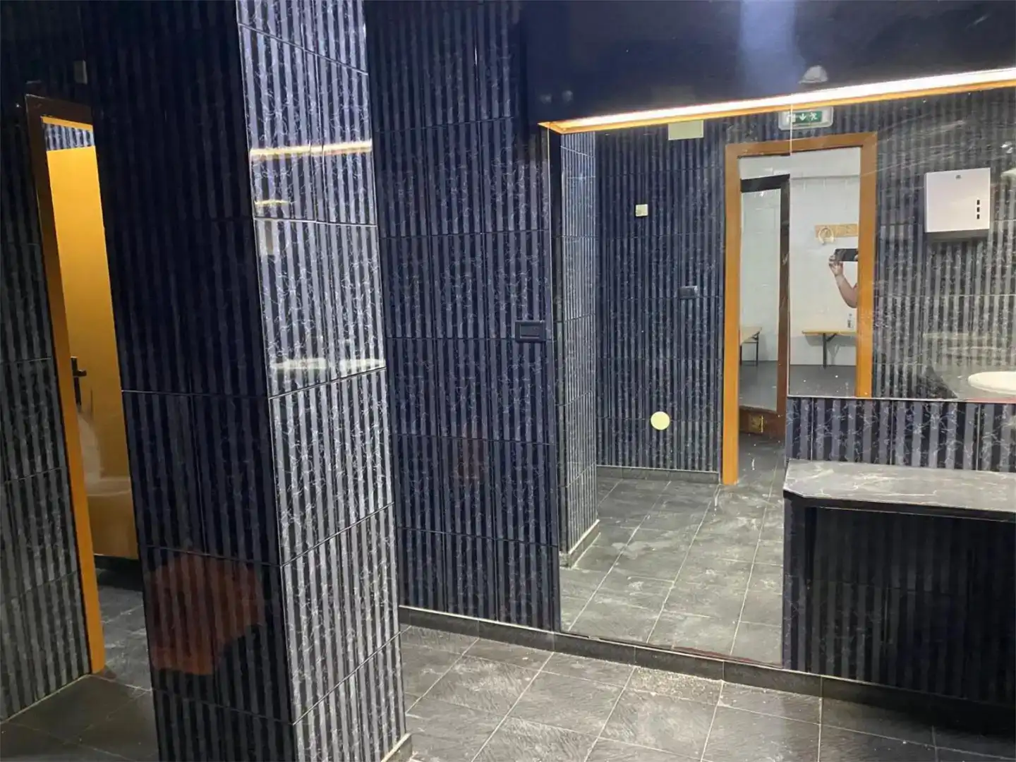 Badezimmer von Geschaftsraum zur Miete in Ourense Capital  mit Klimaanlage und Möbliert