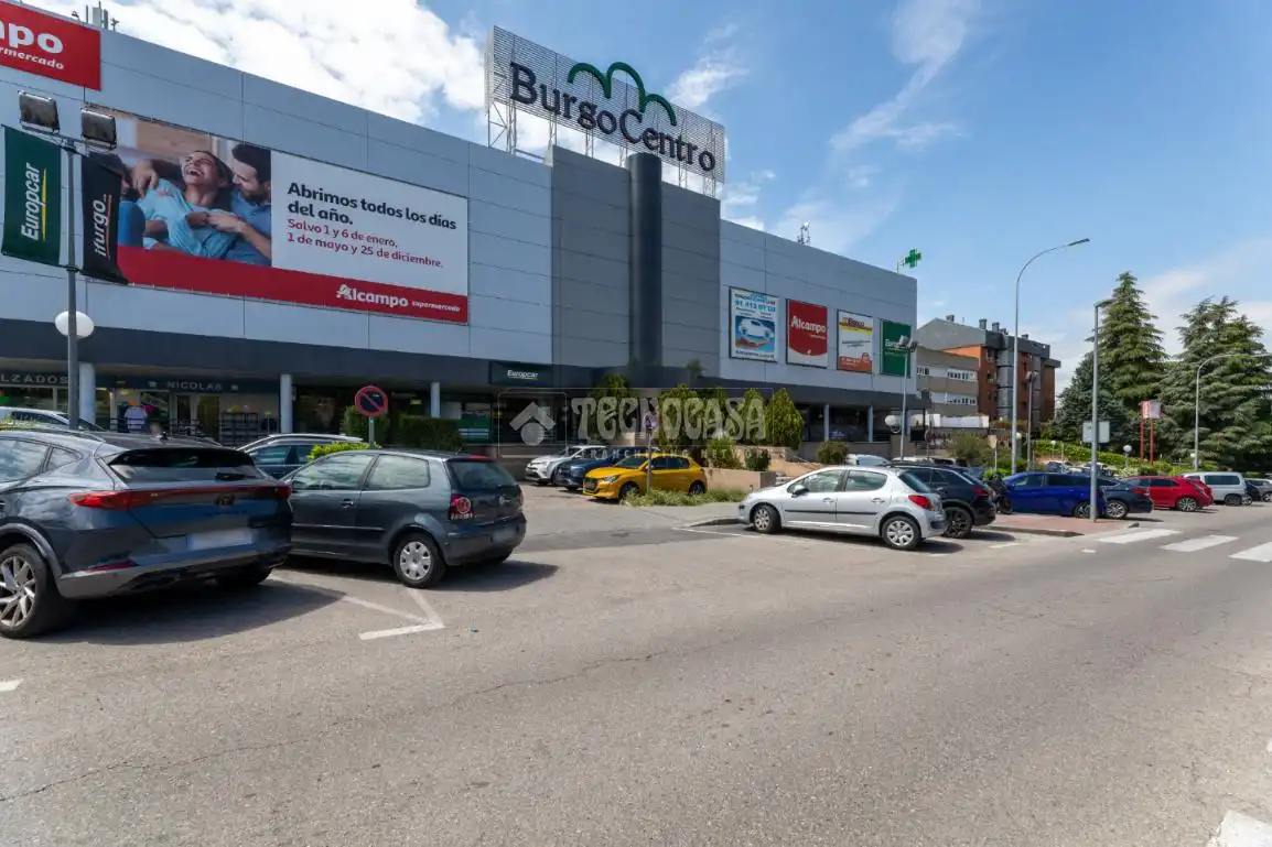 Piso en venta en Las Rozas de Madrid con Calefacción, Terraza y Trastero