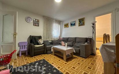 Living room of Flat for sale in  Madrid Capital  with Air Conditioner and Terrace