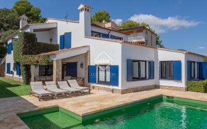 Vista exterior de Casa o xalet en venda en Palafrugell amb Piscina