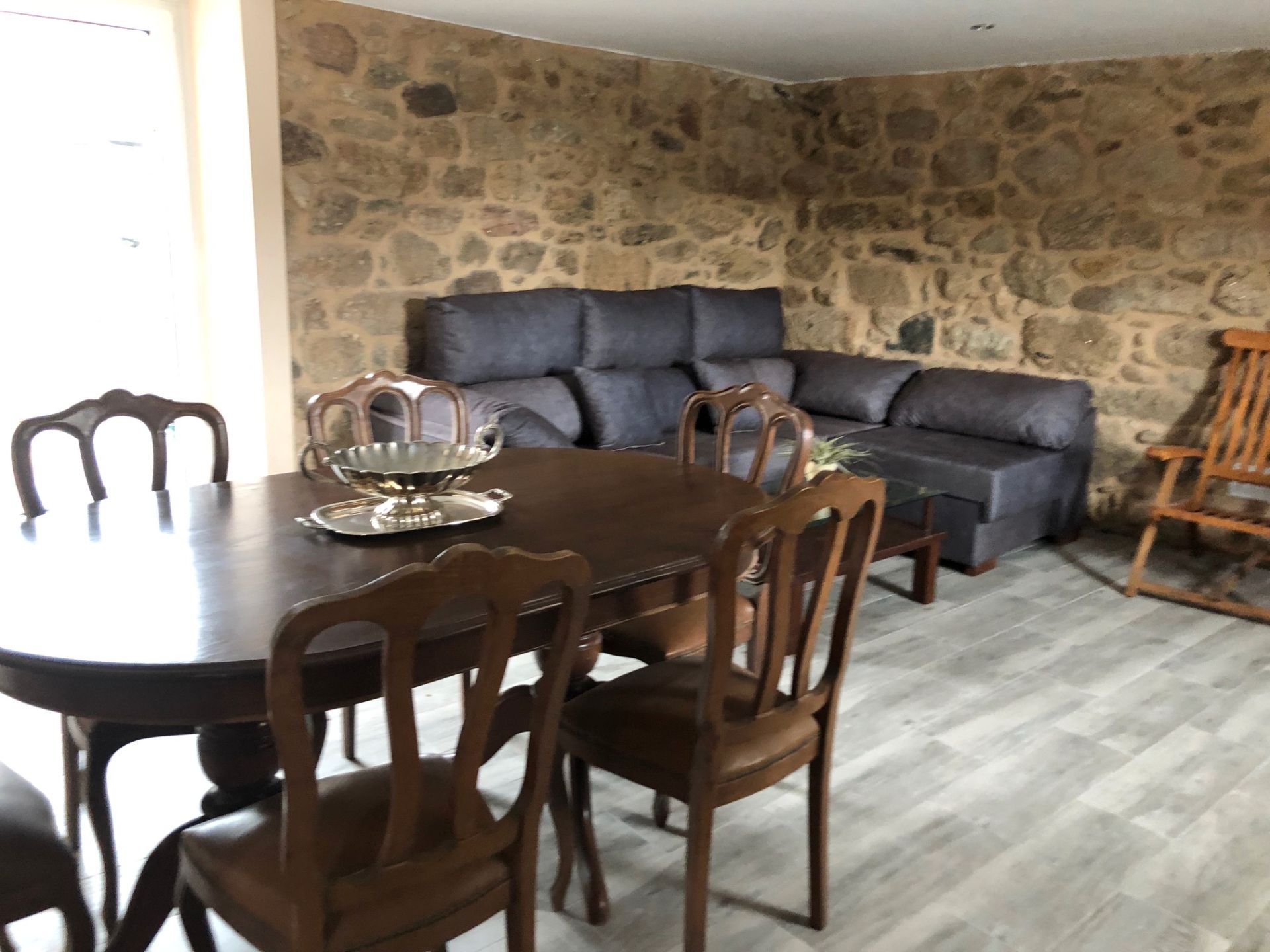 Menjador de Casa o xalet de lloguer en Brión amb Moblat