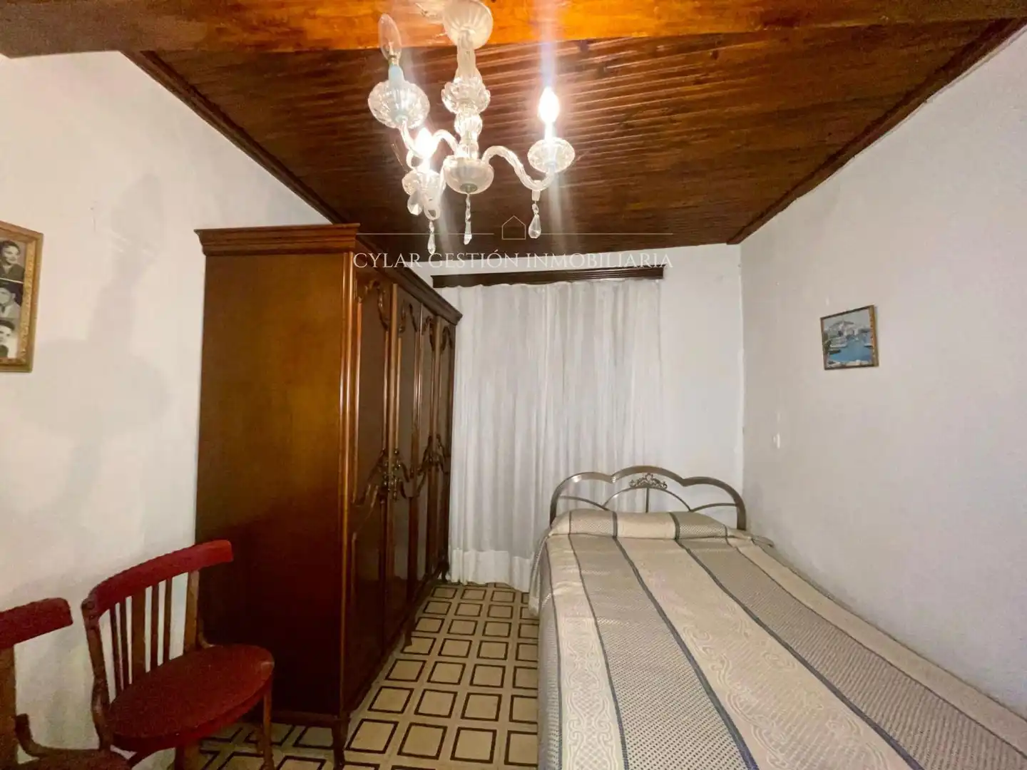 Habitación de Casa o chalet en venta en Monterrubio de Armuña con Terraza, Trastero y Piscina