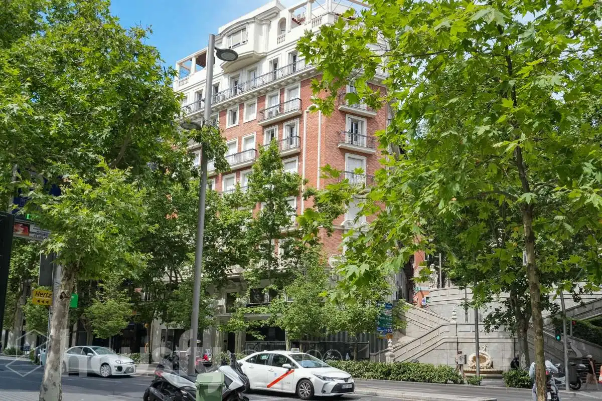 Exterior view of Study for sale in Madrid  with Air Conditioner and Heating