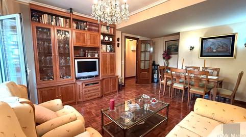 Foto 2 de Piso en venta en Calle de Sangenjo, La Paz, Madrid