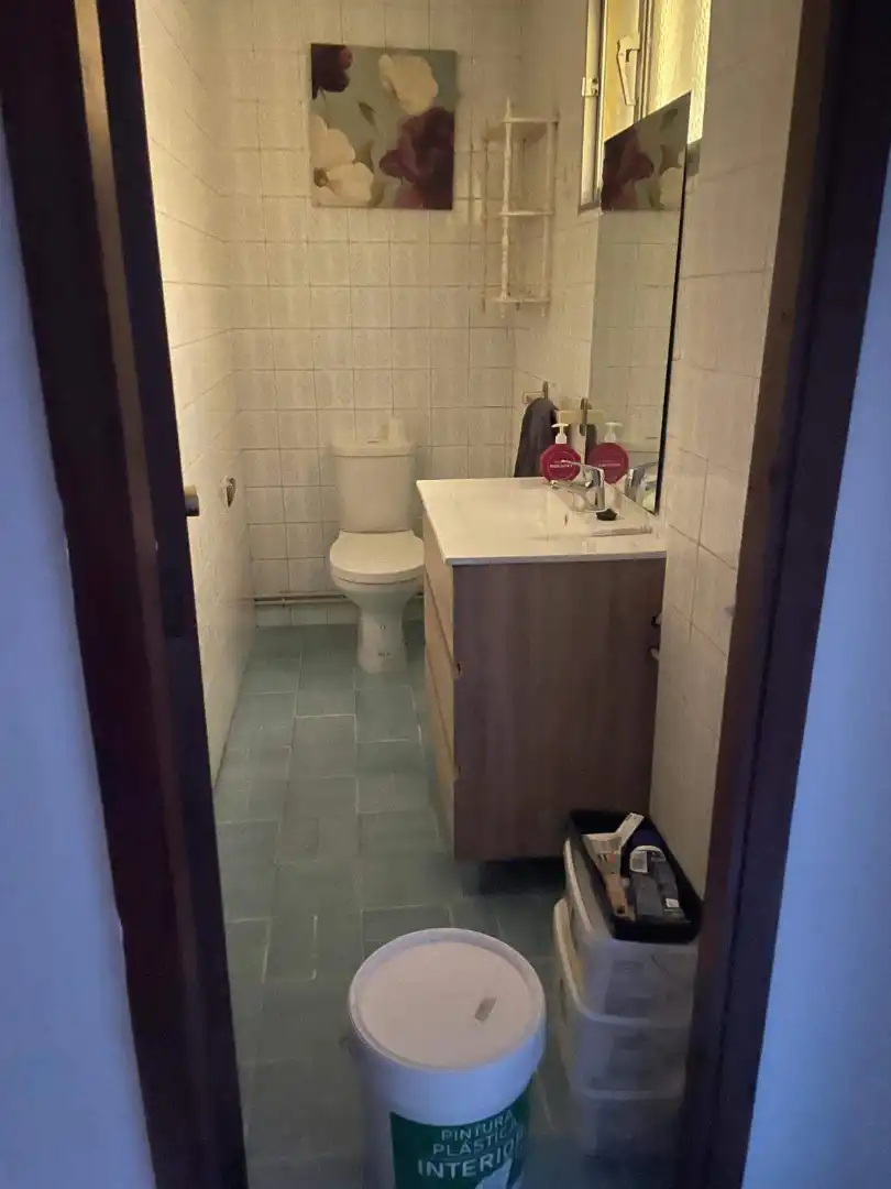 Bany de Pis de lloguer en Pontevedra Capital  amb Calefacció, Parquet i Terrassa