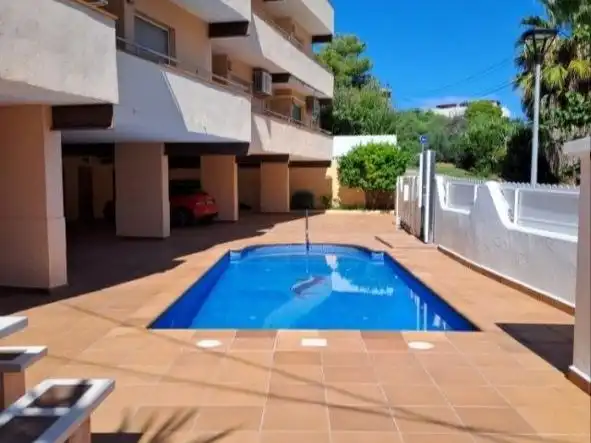 Appartamento con piscina in vendita a Calle Llevant 33