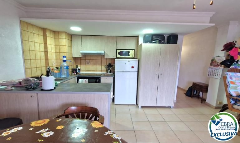 Kitchen of Apartment for sale in Roses  with Heating and Furnished