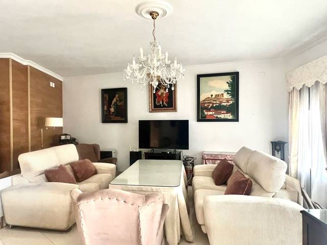 Casa adosada en Venta en Calle Ramón y Cajal en Cortegana