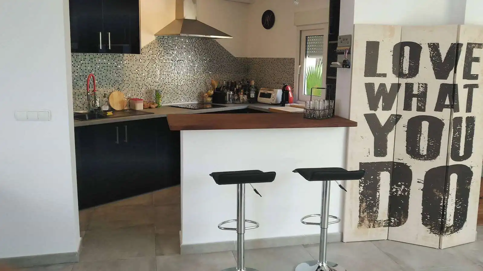 Cuina de Casa o xalet en venda en Sant Antoni de Portmany amb Aire condicionat, Calefacció i Jardí privat