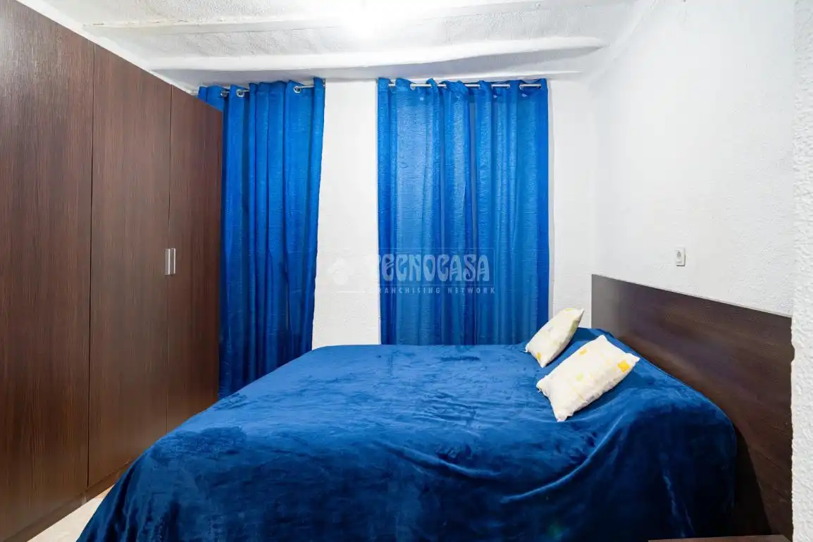 Habitación de Casa adosada en venta en Cogollos de la Vega