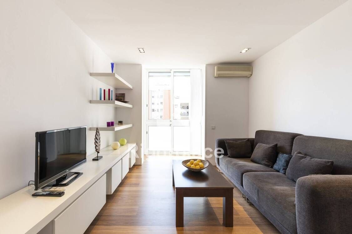 Living room of Apartment to rent in  Barcelona Capital  with Air Conditioner, Heating and Furnished
