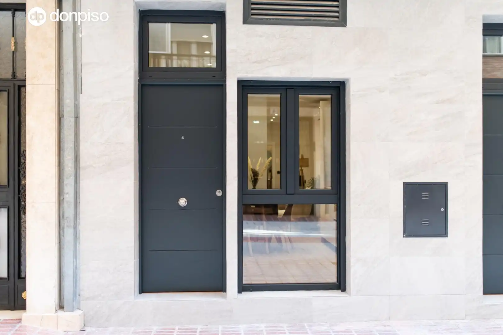 Loft zum Verkauf in Granada mit Klimaanlage, Heizung und Möbliert