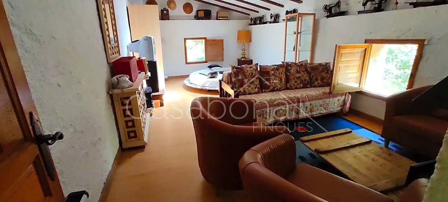 Sala de estar de Finca rústica en venta en Arbúcies con Jardín privado, Terraza y Amueblado
