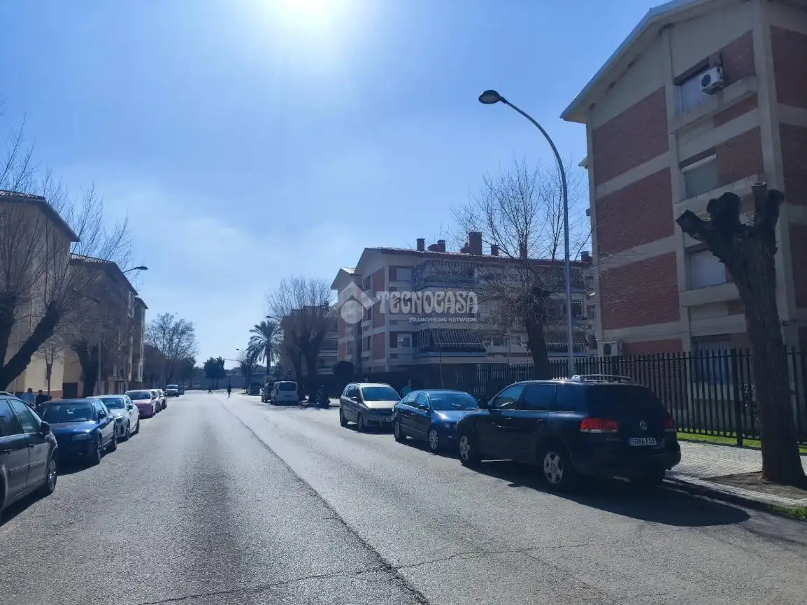 Vista exterior de Piso en venta en Andújar con Aire acondicionado