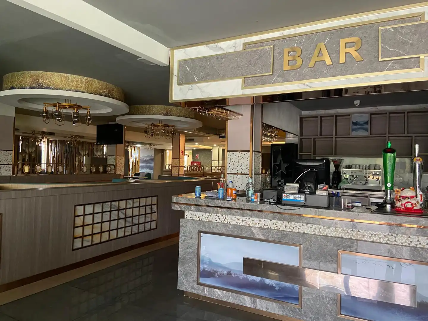 Local de alquiler en Cambrils con Aire acondicionado, Calefacción y Terraza