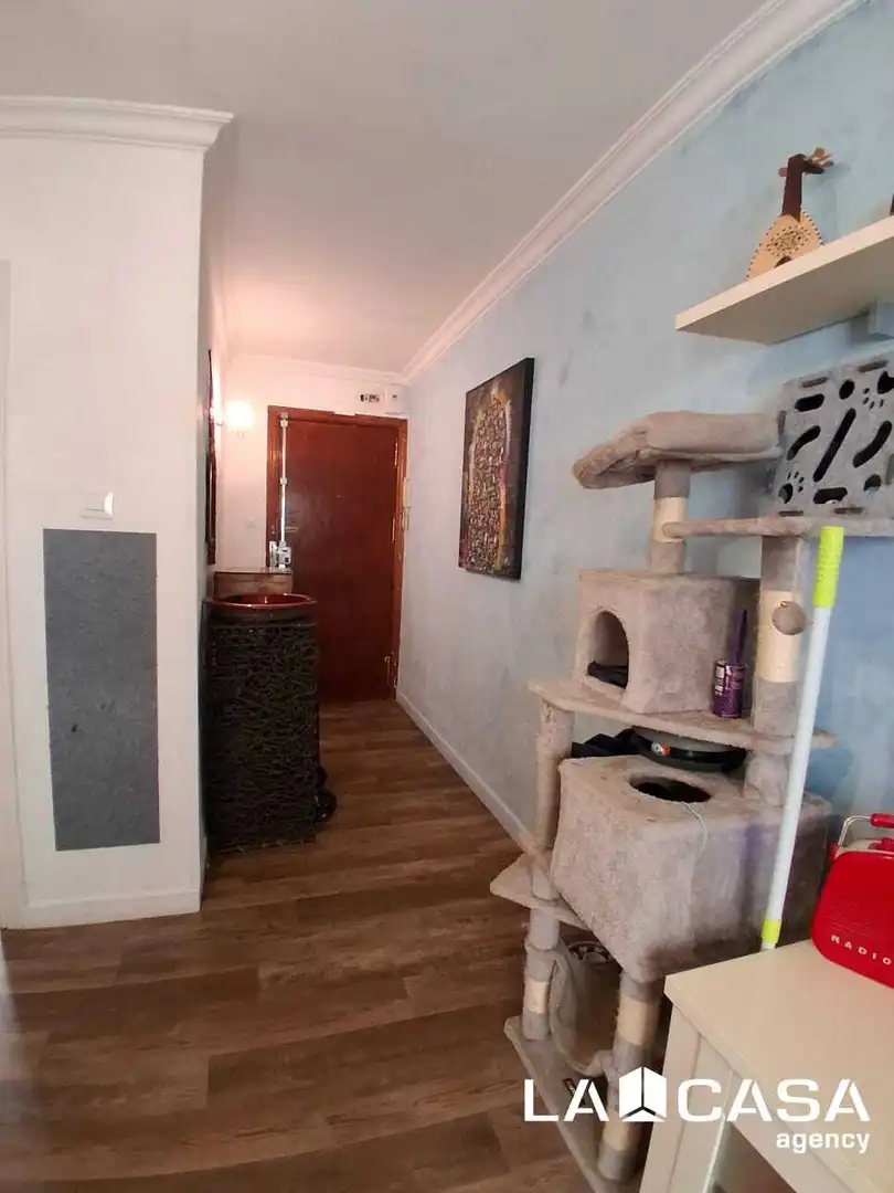 Dormitori de Pis en venda en Dos Hermanas amb Aire condicionat i Terrassa