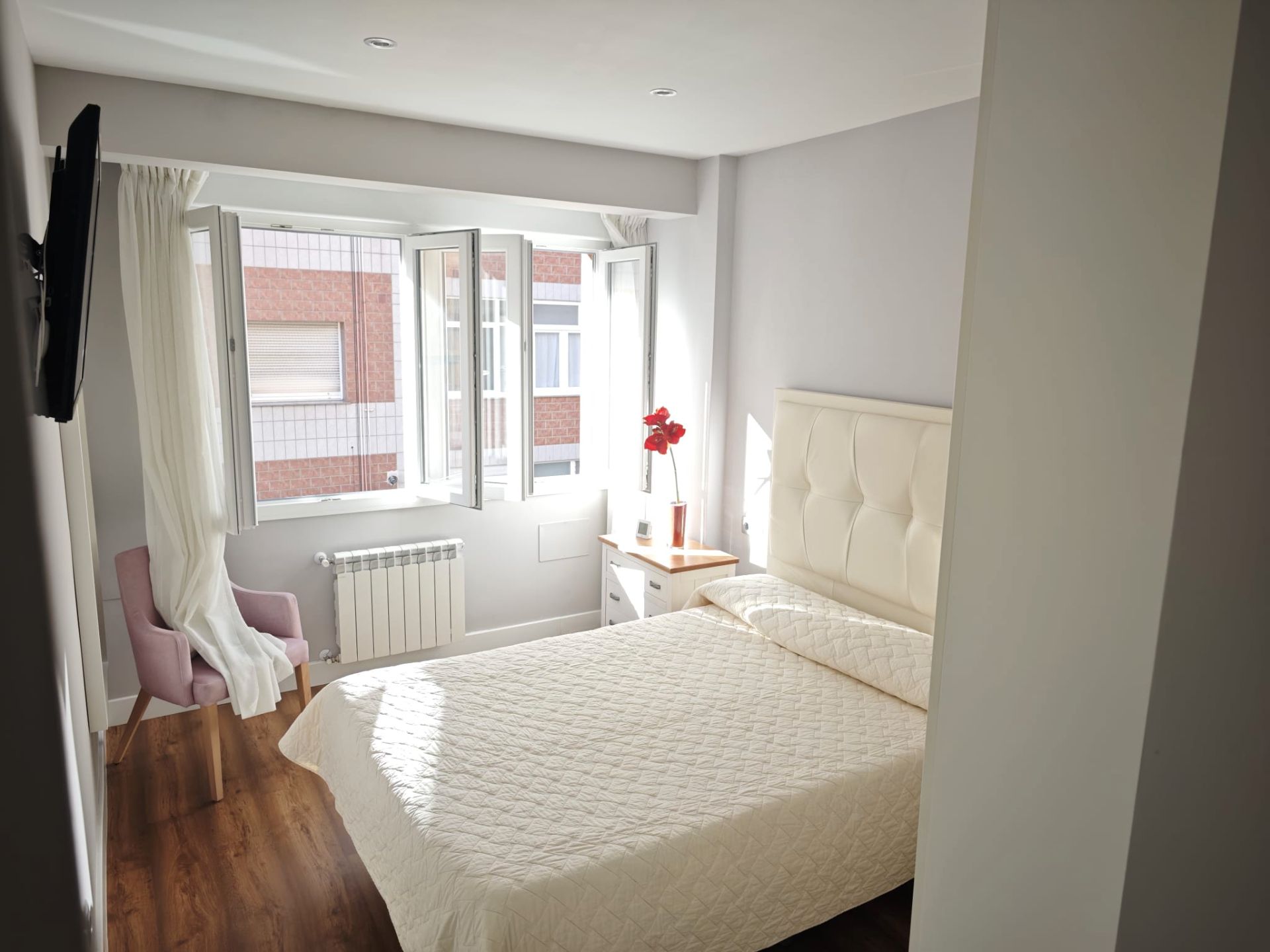 Bedroom of Flat for sale in Gijón   with Heating