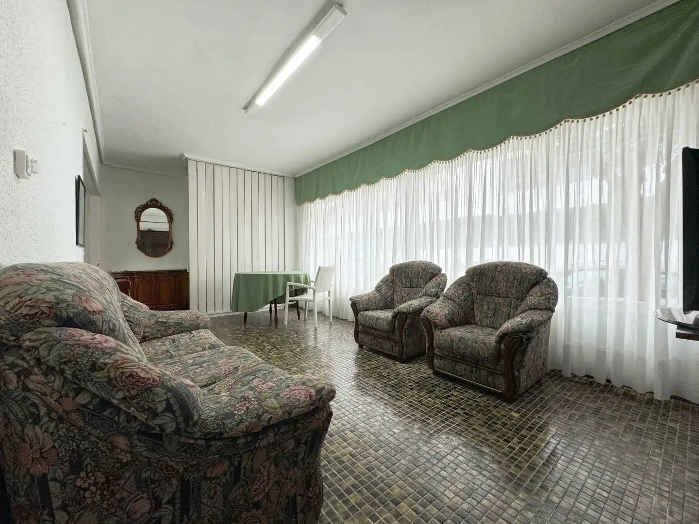 Sala de estar de Casa o chalet en venta en Laredo con Calefacción, Terraza y Trastero