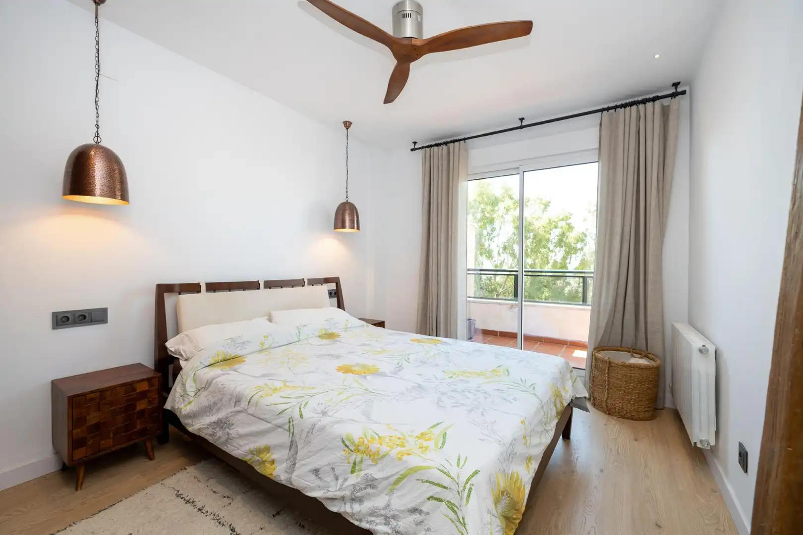 Bedroom of Flat for sale in Genil
