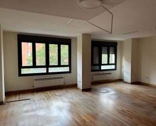 Living room of Office for sale in Valladolid Capital  with Air Conditioner