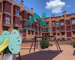 Exterior view of Flat to rent in Cáceres Capital  with Air Conditioner, Heating and Storage room