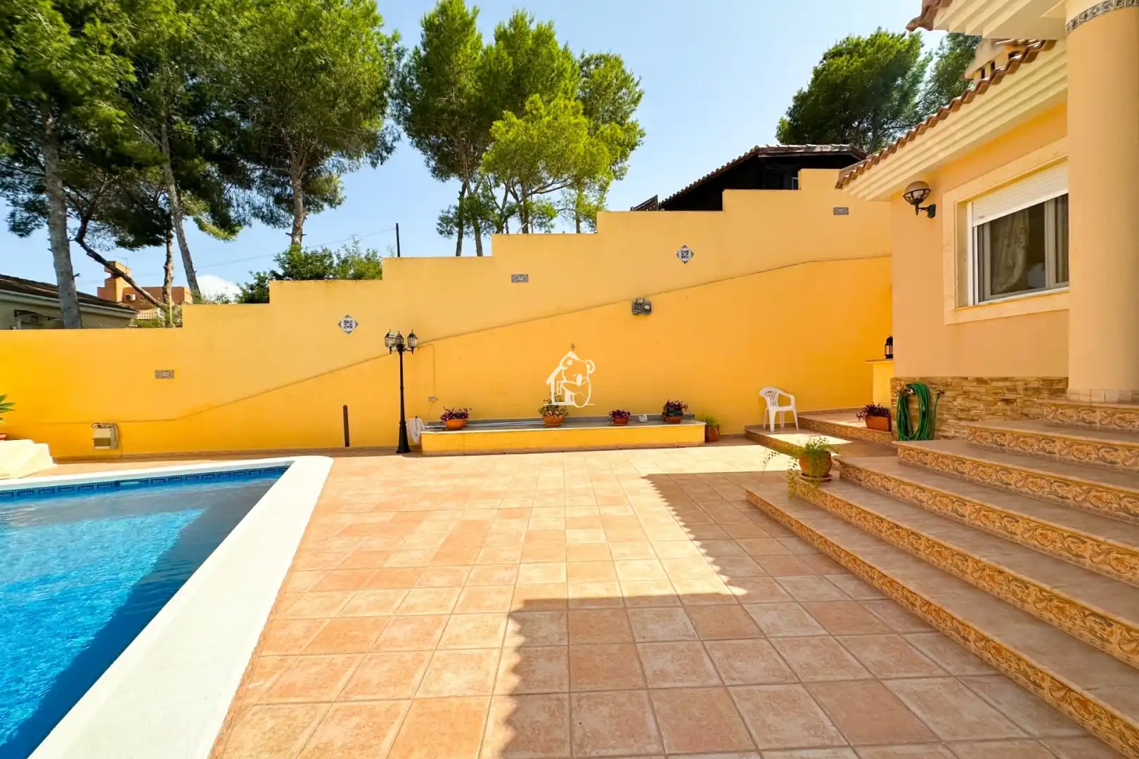 Piscina de Finca rústica de lloguer en San Miguel de Salinas amb Aire condicionat, Jardí privat i Terrassa