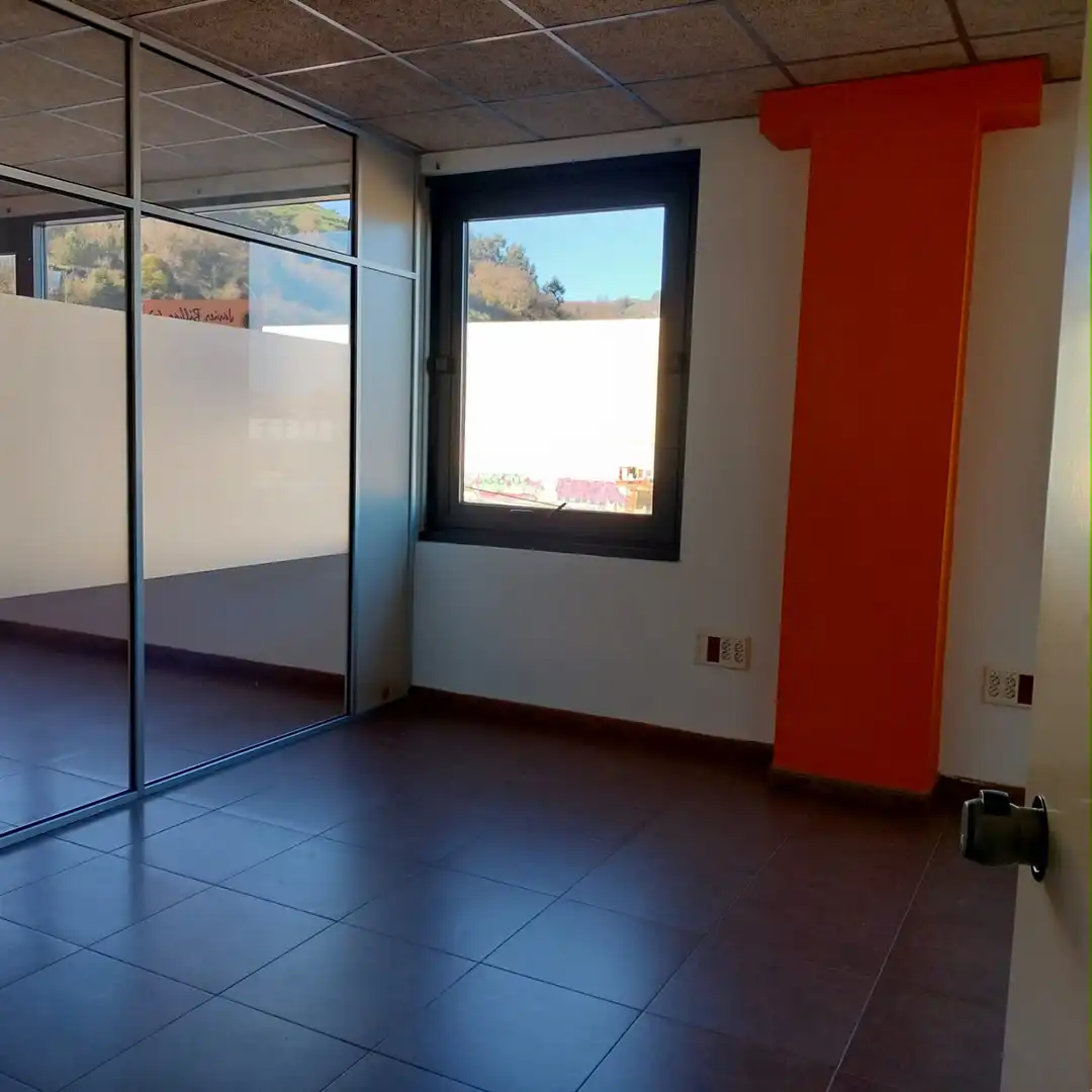 Oficina amb ascensor de lloguer a Ugartebeitia, imagen 5