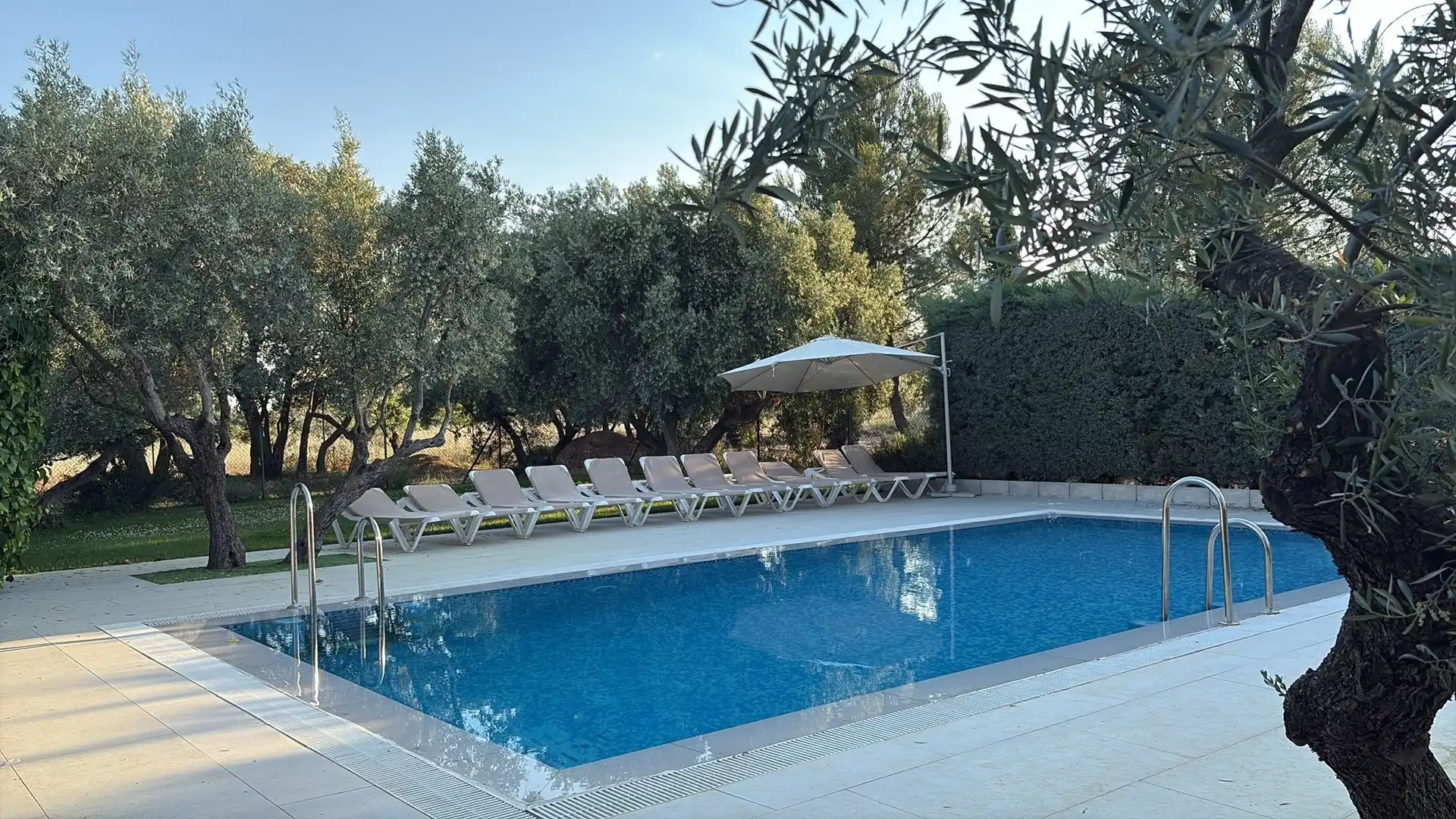 Piscina de Finca rústica en venta en Pozo Alcón con Aire acondicionado, Jardín privado y Terraza