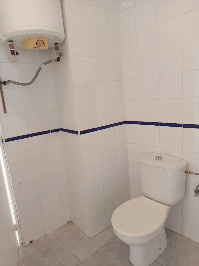 Bany de Local de lloguer en Burguillos, Sevilla