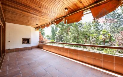 Terrassa de Pis de lloguer en La Moraleja amb Aire condicionat, Calefacció i Parquet