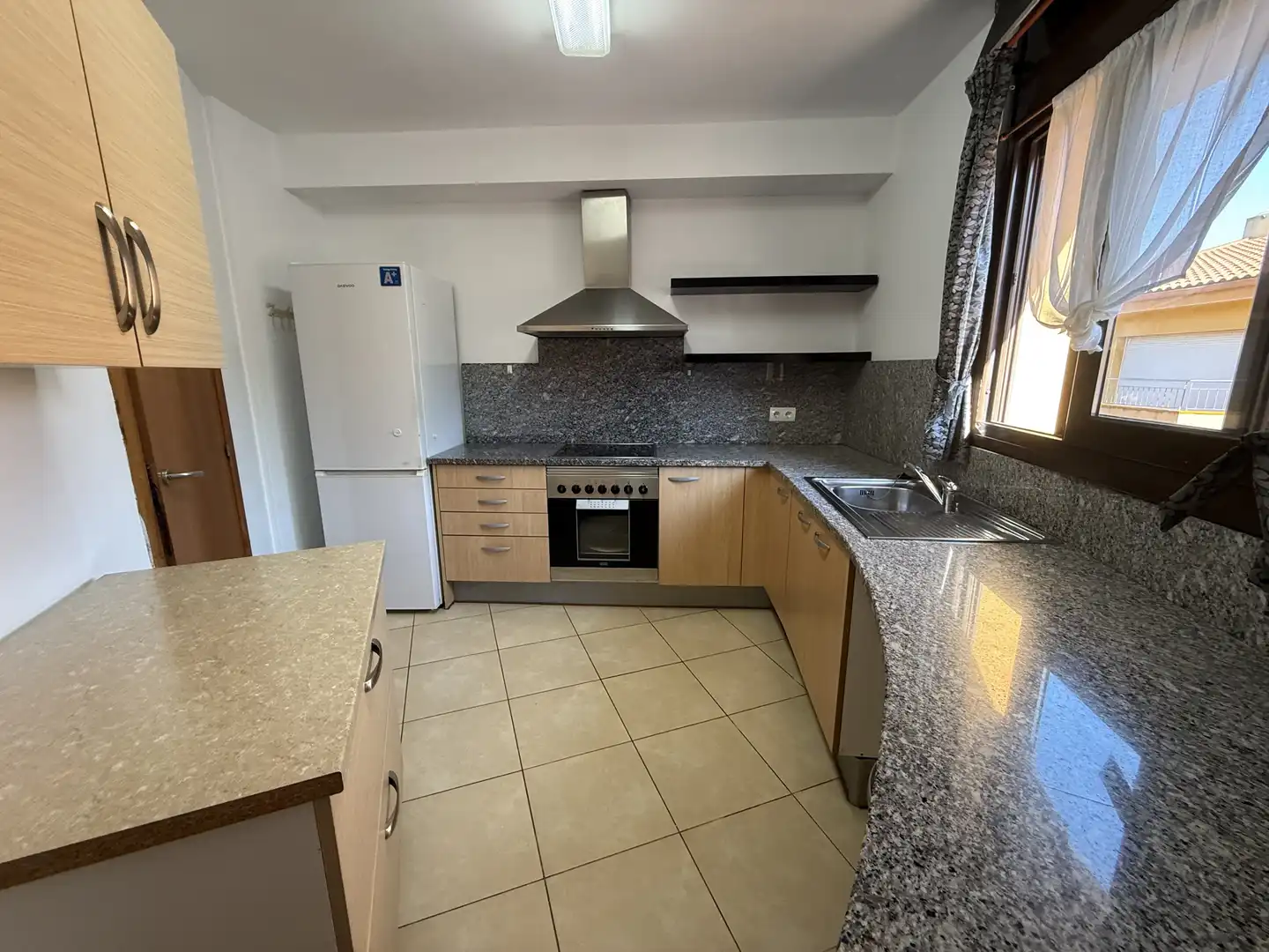 Piso con ascensor en venta en Carrer Cap Norfeu 72 0 3 3 72, imagen 11
