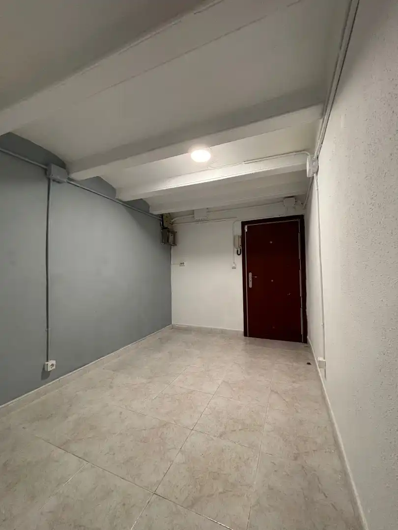 Estudio en venta en Barcelona con Terraza, Horno y Lavadora