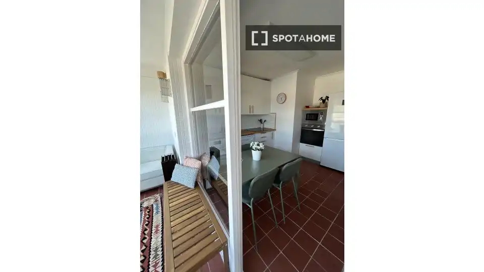 Küche von Wohnung zur untervermieten in Bilbao  mit Klimaanlage, Terrasse und Möbliert
