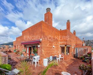 Exterior view of Attic for sale in  Barcelona Capital  with Terrace